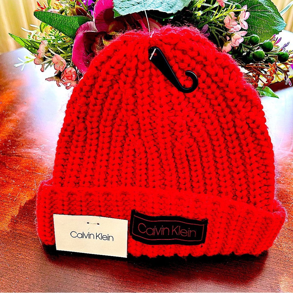 NWT Calvin Klein winter hat